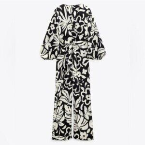 New Zara Contemporary Feminine Floral Silky Relaxed Fit Chic Jumpsuit